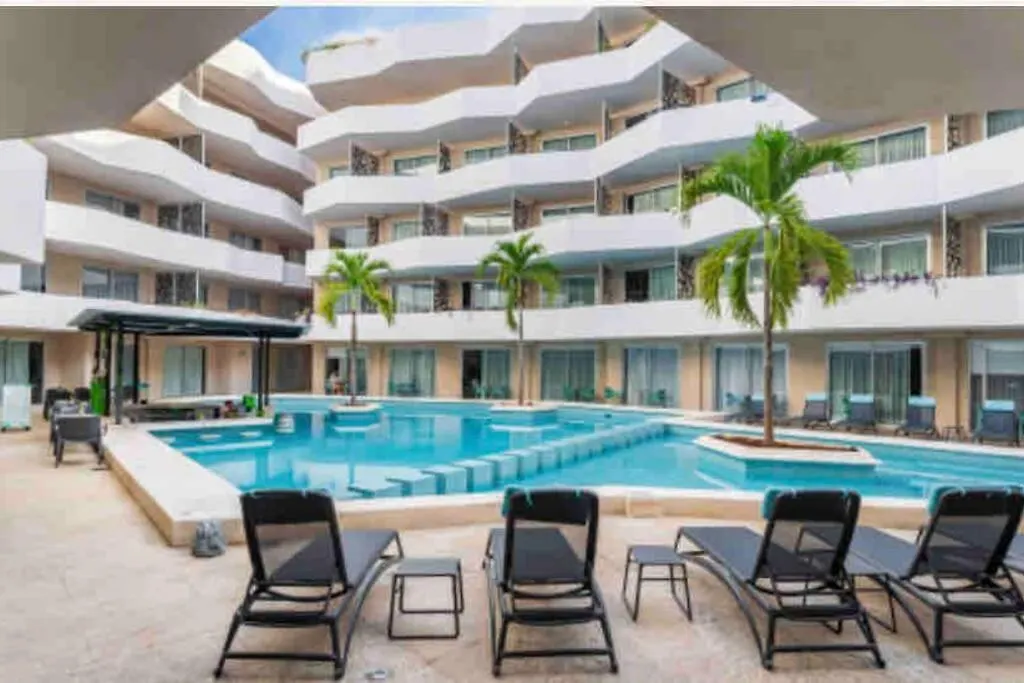 Apartment Ideally Located Studio Steps From The 5Th Avenue Playa del Carmen Mexico